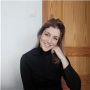 Soy graduada en nutrición y especializada en investigación. Además, tengo el máster de profesorado.